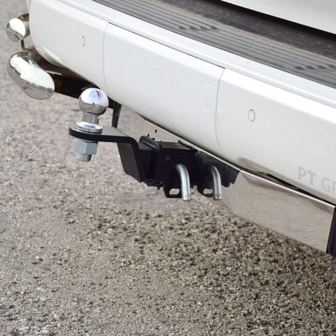 Фаркоп с накладкой из нерж. TOYOTA LC 200 с 2007 - съемный квадрат