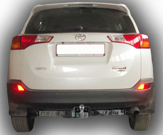 ТСУ для TOYOTA RAV 4  2013-... (C НЕРЖ. ПЛАСТИНОЙ)