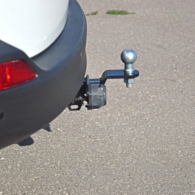 Фаркоп Toyota RAV4 с 2013-2018 - съемный квадрат