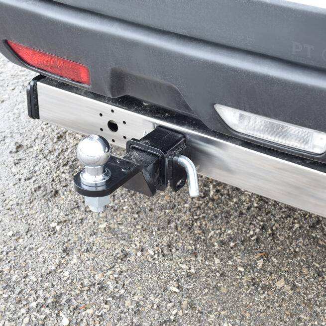 Фаркоп с накладкой из нерж. NISSAN X-Trail 2007-2013 - съемный квадрат