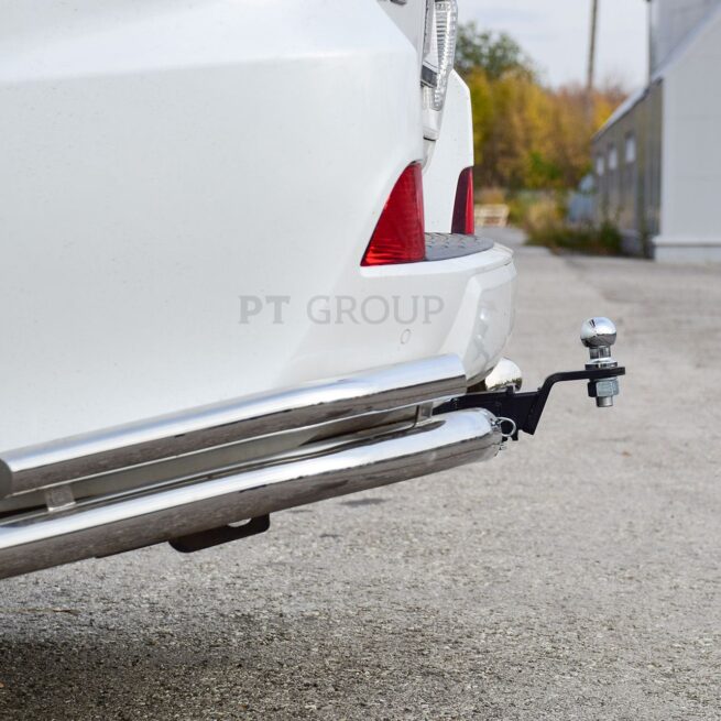 Фаркоп с накладкой из нерж. TOYOTA LC 200 с 2007 - съемный квадрат