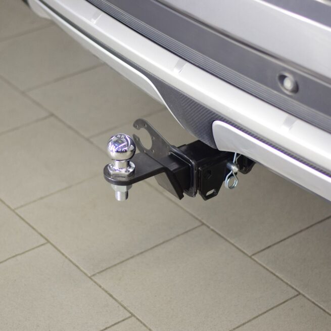 Фаркоп MITSUBISHI Eclipse Cross c 2018 - съемный квадрат