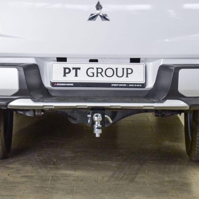 Фаркоп MITSUBISHI L200 с 2016 - съемный квадрат